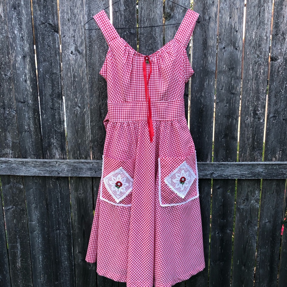 Vintage 70s jcpenney Red Gingham Sundress with Lace-Trim Pockets